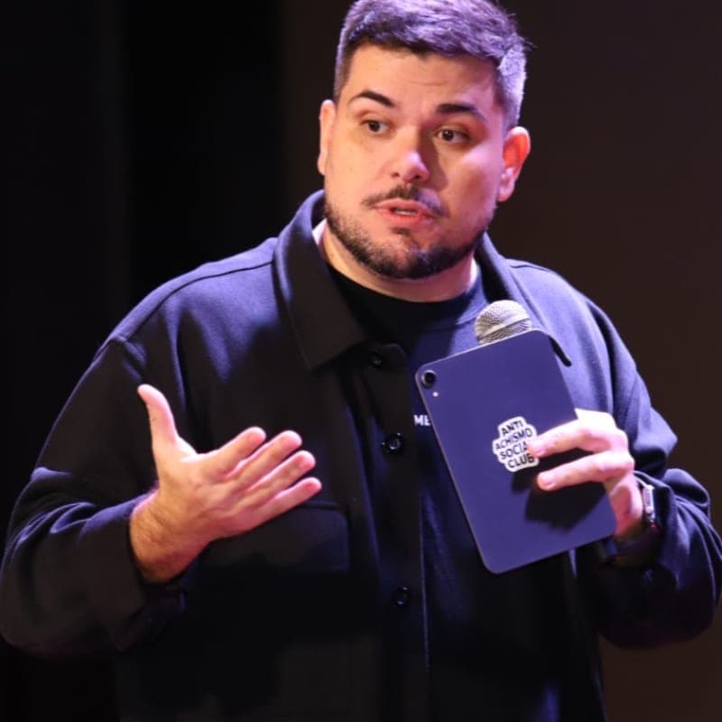 Retrato de Gustavo Esteves